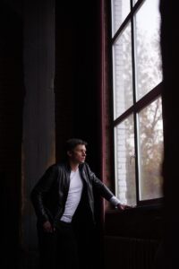 膝痛で病院に行く目安はどのような時？