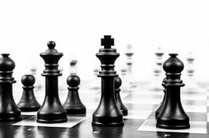 膝を曲げると痛い原因は何ですか？